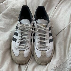 Adidas Men's White and Gray Sneakers